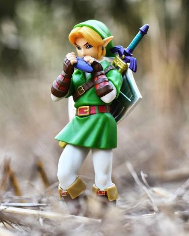 Link ocarina amiibo