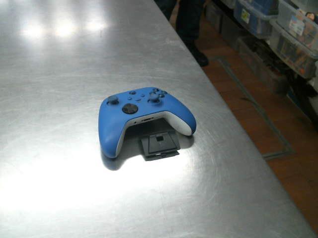 Manette one bleu