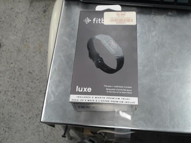 Fitbit luxe avec boite comme neuf