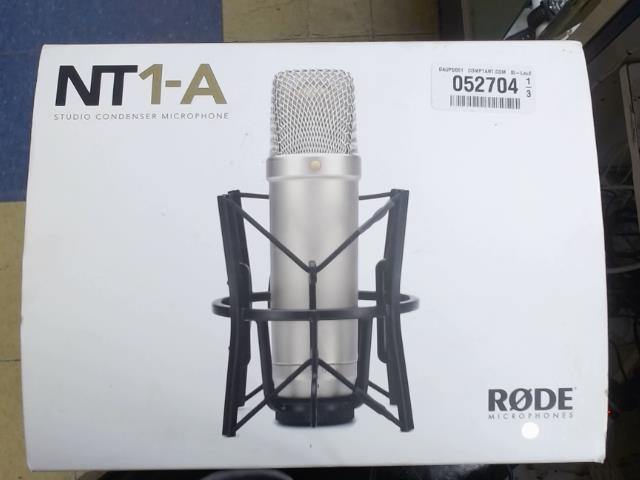 Studio condenser microphone