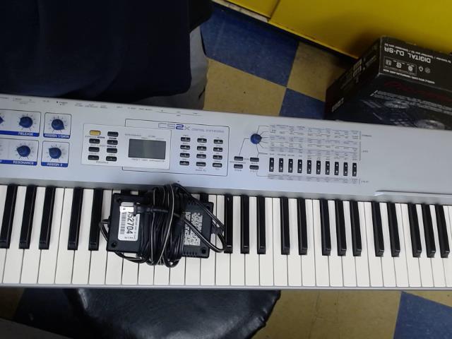 Clavier synthesizer