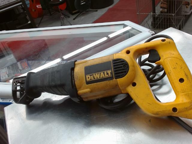 Passe partout dewalt filaire