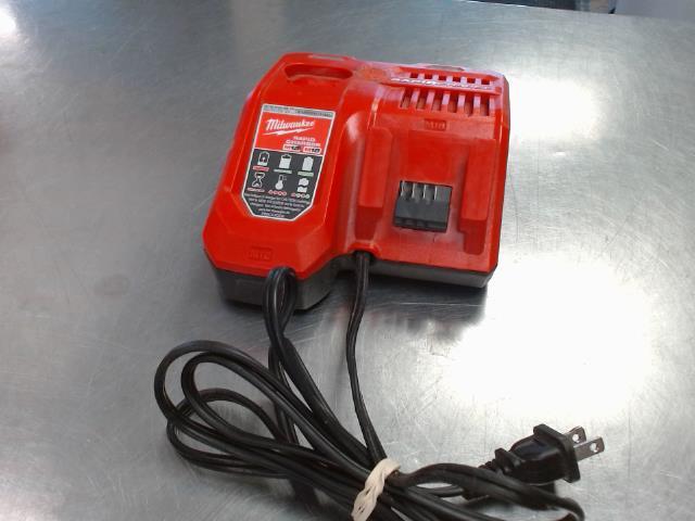 Chargeur milwaukee m18