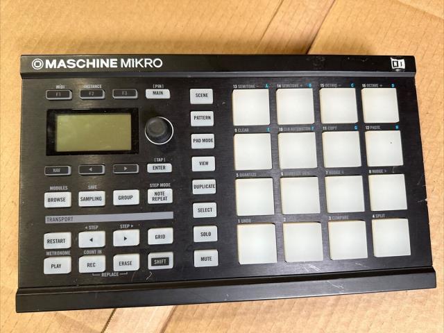 Table de mixing mikro n1 belle etat