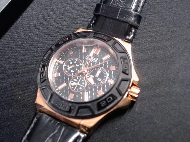 Montre guess 100m/330ft