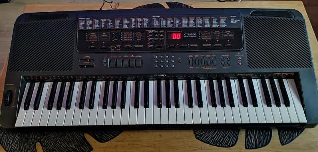 Casio ctk-1000 synthtiseur