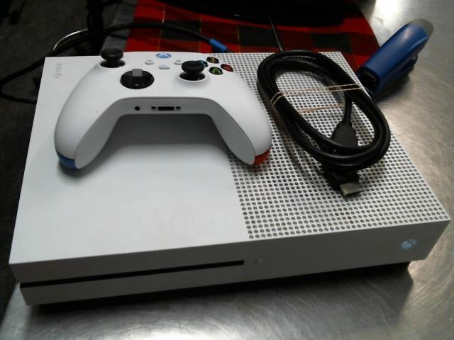 Xbox one s blanc avec accessoires