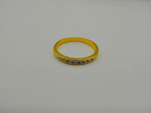 BAGUE AVEC DIAM EN OR 18KT