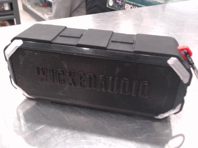 Speaker bluetooth