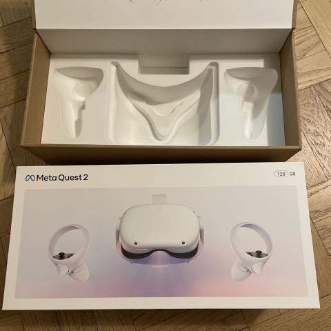 Vr metaquest 2 in box