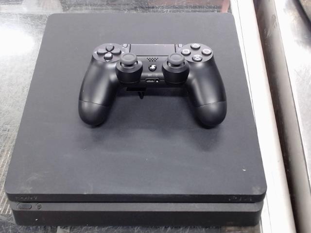 Ps4 slim+1manette+fils