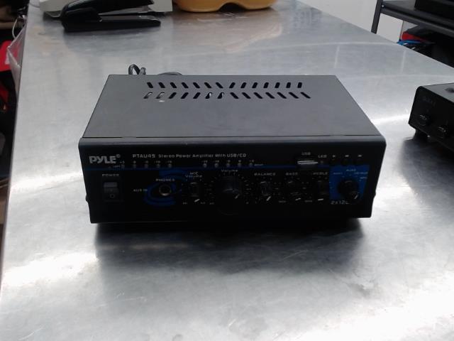 Stereo power adapter amplifier