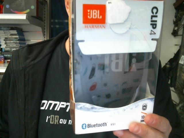 Haut parleur jbl clip 4