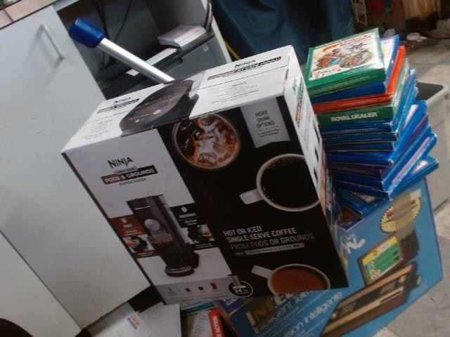 Cafetiere neuf ds boite