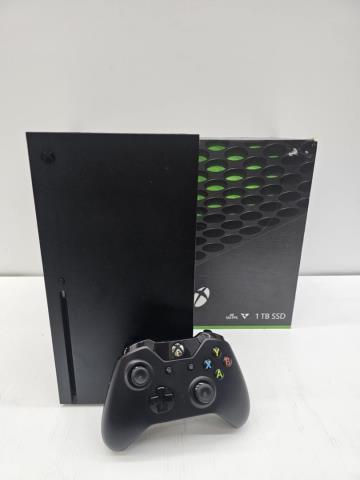 Xbox series x 1 tb dans la boite