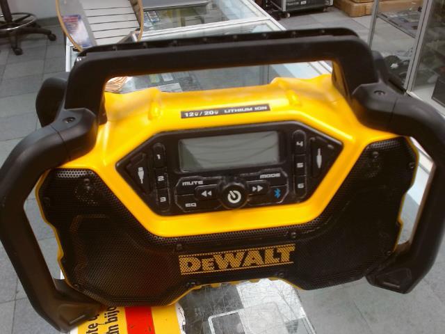 Radio de chantier dewalt