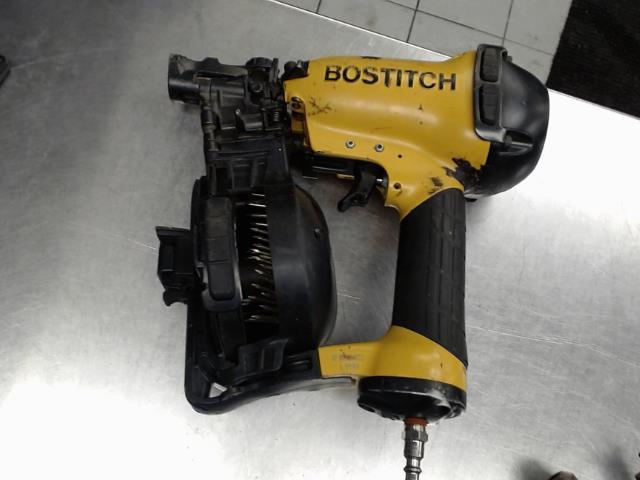 Bostitch a air troueuse charpente