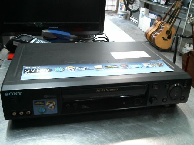 Vcr et lecteur vhs sony avec acc