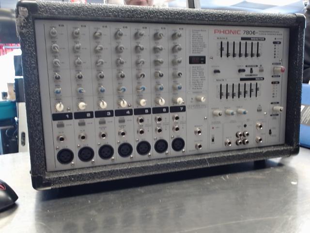 Moniteur mixer digital effect