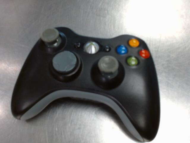 Manette xbox 360 (no cover battery)