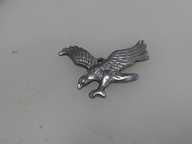 Pendentif en stainless(aigle)