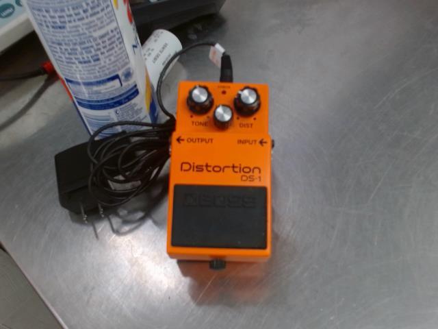 Pedale distortion boss ds-1+fil