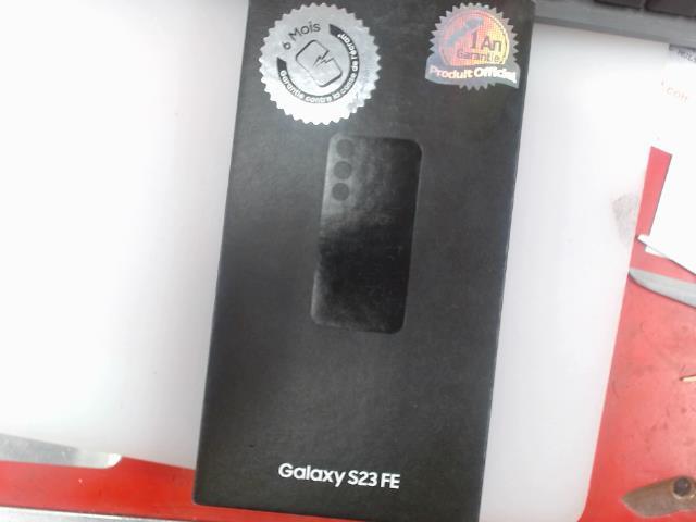 Galaxy s23 fe avec boite&cover