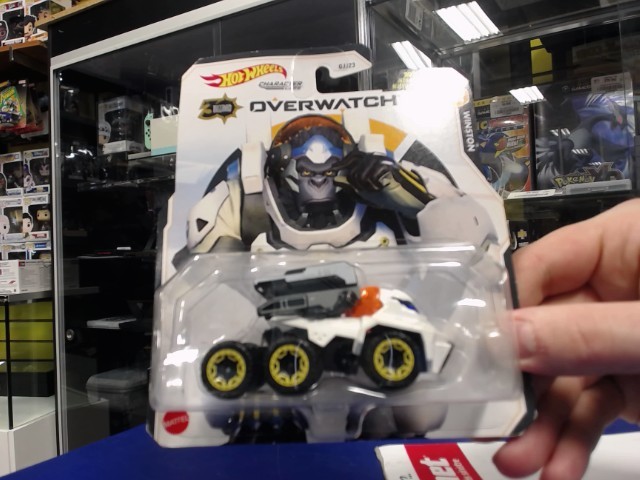 Voiture 1/64 overwatch