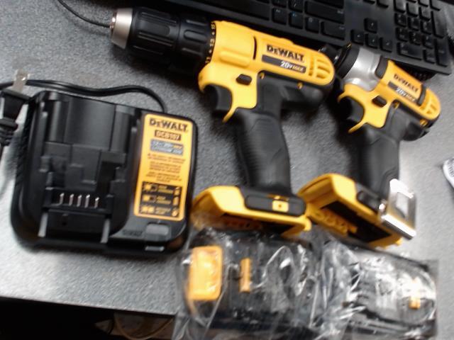 Set de drill dewalt avec 2 batt et chrgr