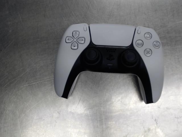 1 manette de ps5 blanche