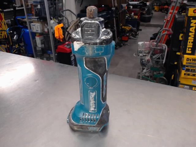 Routeur makita