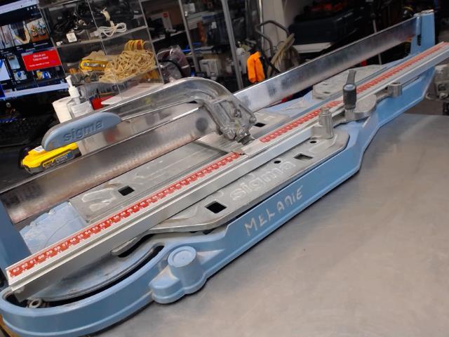 Tile cutter sigma 25in