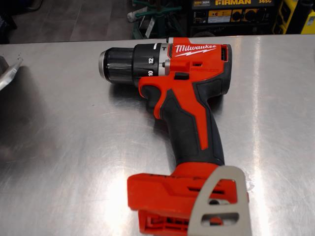 Hammer drill compacte milwaukee