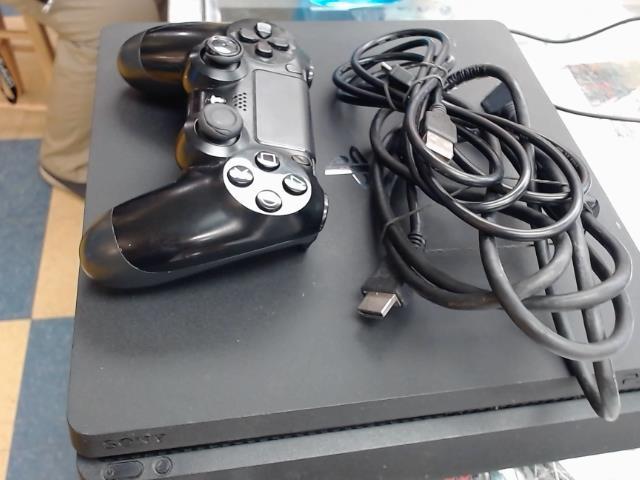 Ps4 slim avec hdmi une manette 1tb