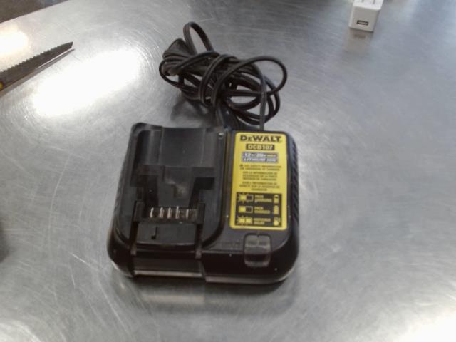 Charger dewalt electrique