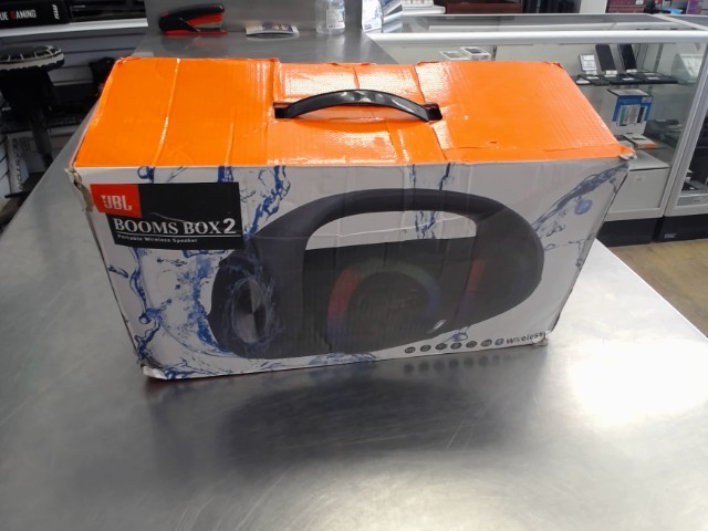 Speaker jbl booms box 2