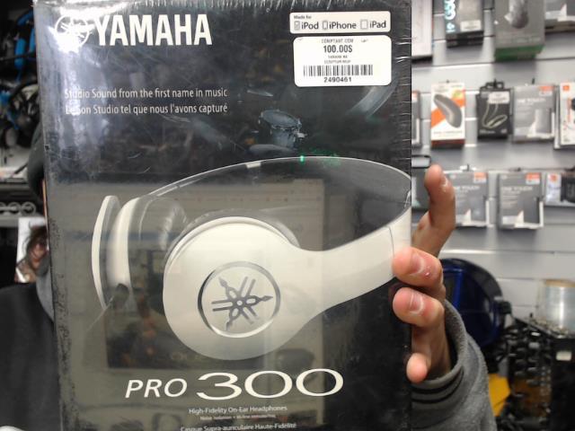 Ecouteur yamaha pro 300