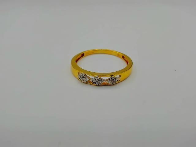 BAGUE EN OR 10KT DIAM 