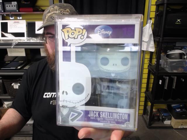 Figurine pop jack skellington +case