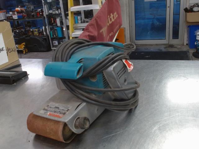 Makita belt sander