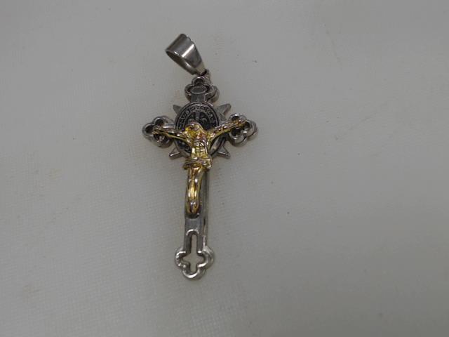 Pendentif en stainless(croix)