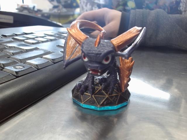 Skylander dark mega ram spyro swap force