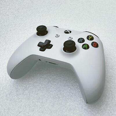 Manette xbox one blanc et noire