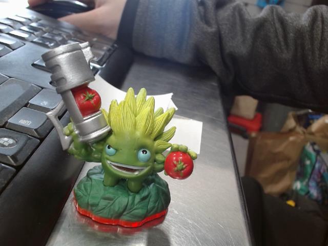 Skylander trap team food fight