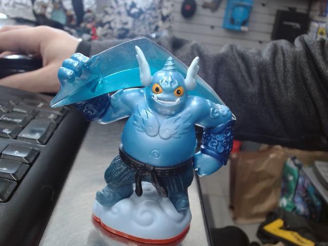 Skylander trap team master gusto