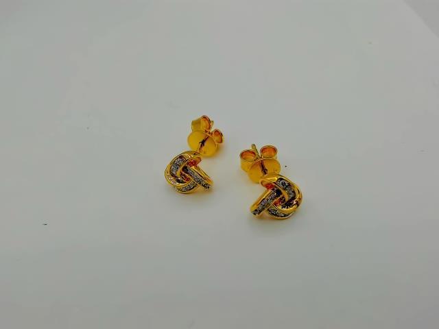 BOUCLES D OREILLES EN OR 14KT DIAM 