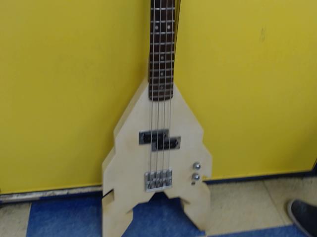 Badass bass 2 guitar bass