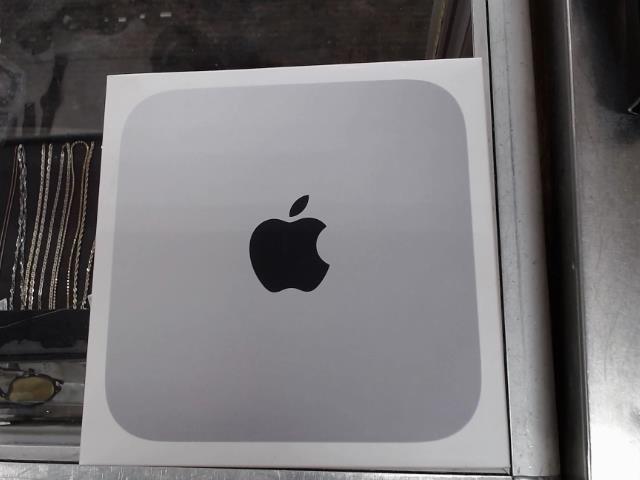 Mac mini m2 chip/8gb ram/256ssd