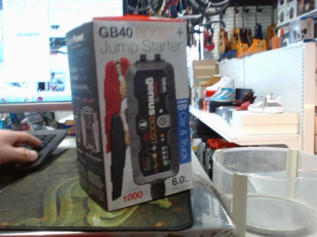 Jump starter noco boost gb40