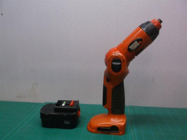 Black&decker cordless swivel drill